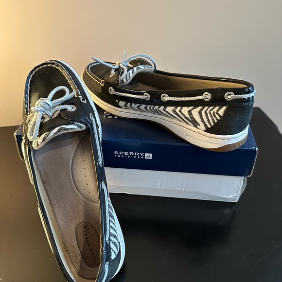 Sperry Sz W 9 Zebra sequin slip on loafer - Picture 7 of 7